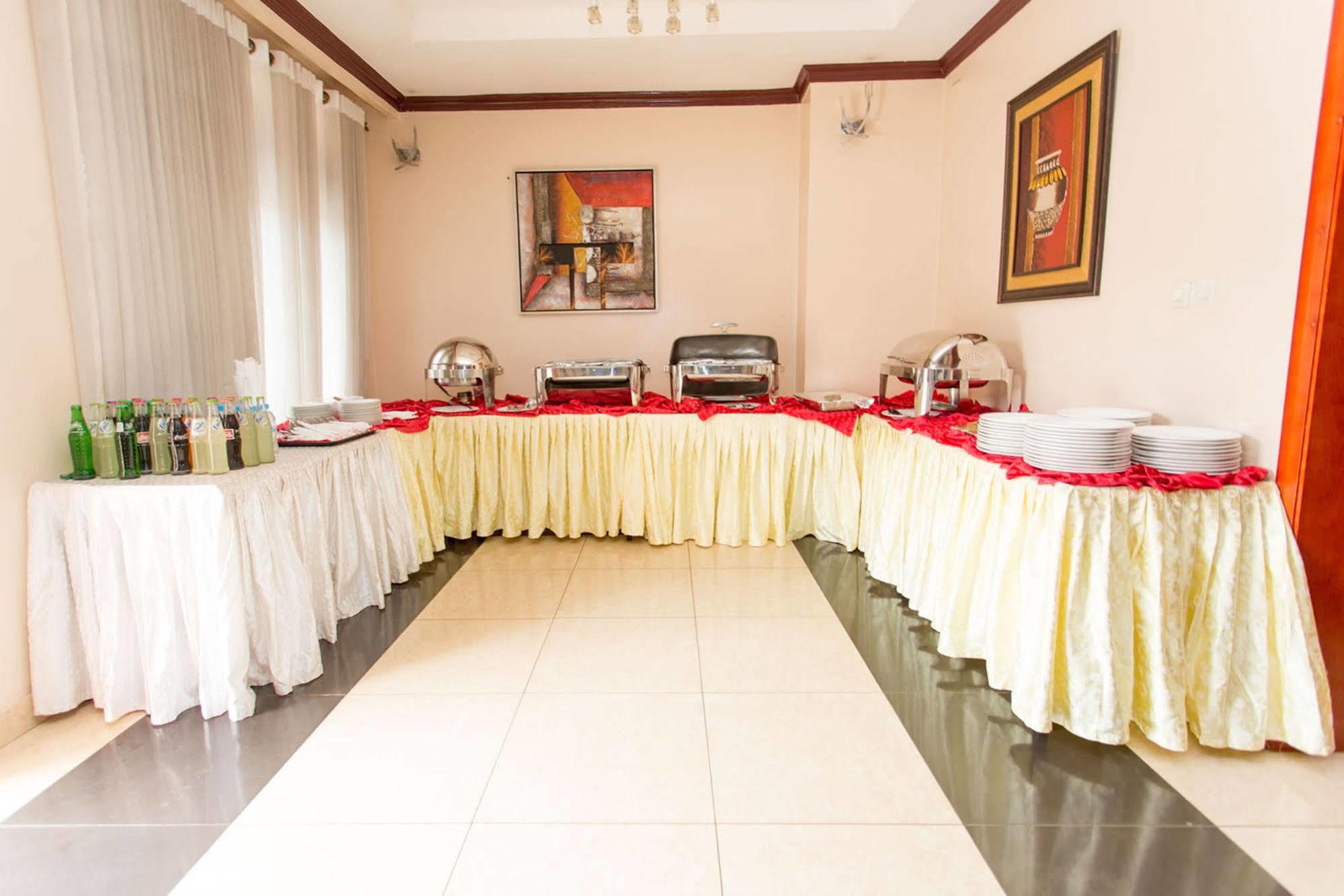 Legend Boutique Hotel Kigali Esterno foto