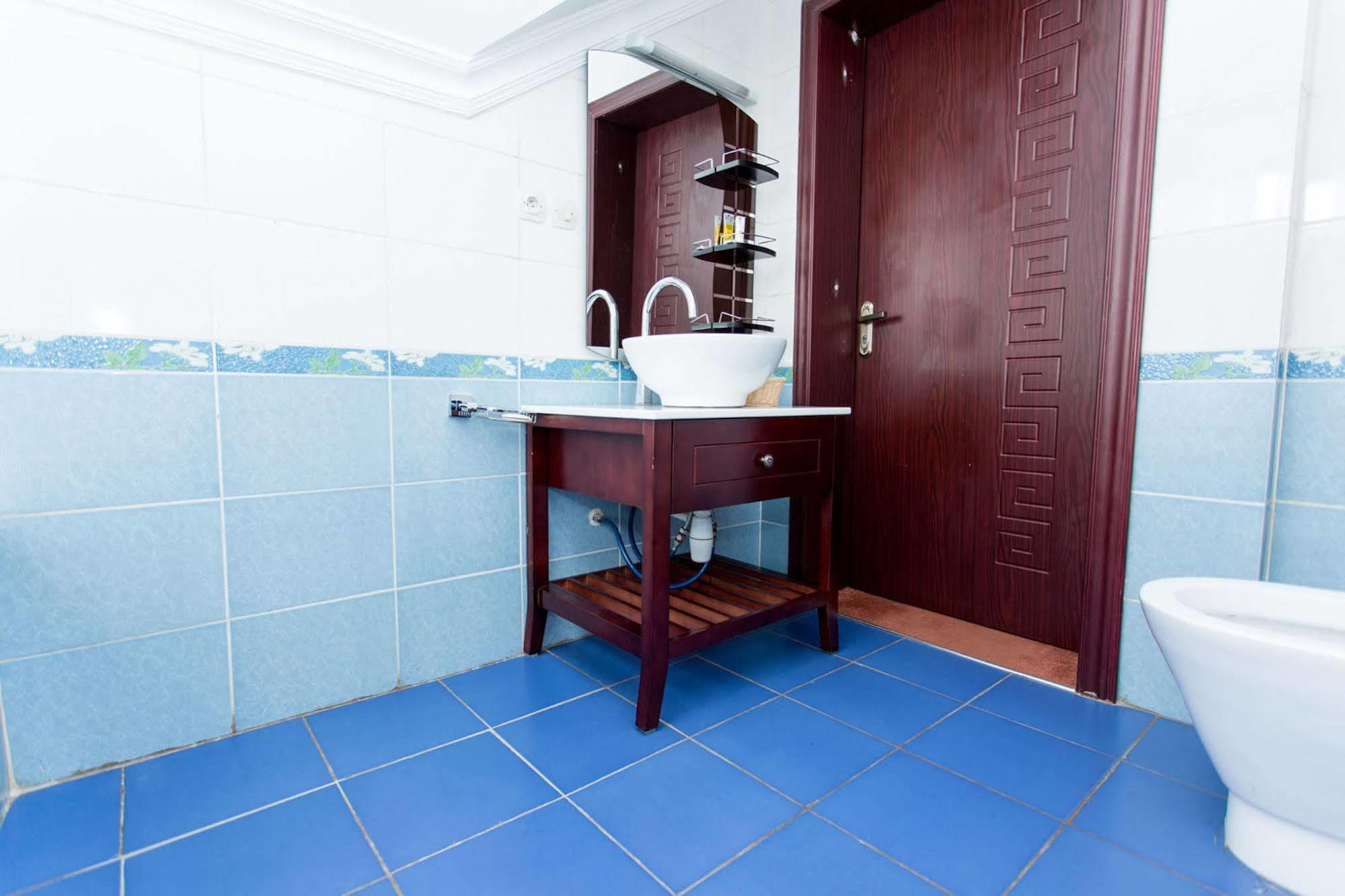 Legend Boutique Hotel Kigali Esterno foto